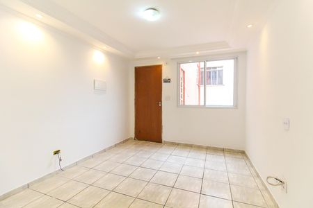 Apartamento para alugar com 43m², 2 quartos e 1 vaga Apartamento para alugar com 43m², 2 quartos e 1 vagaSala