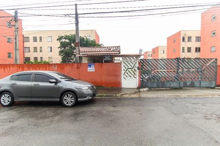 Apartamento para alugar com 43m², 2 quartos e 1 vaga Apartamento para alugar com 43m², 2 quartos e 1 vagaFachada + Placa