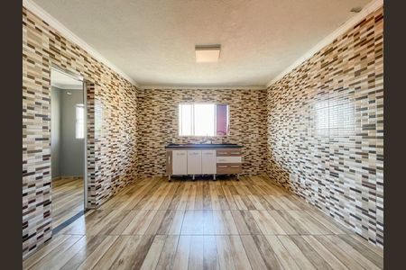 Casa à venda com 190m², 2 quartos e sem vaga Casa à venda com 190m², 2 quartos e sem vagaSala e Cozinha