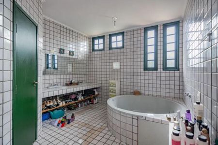 Casa à venda com 250m², 3 quartos e 3 vagas