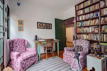 Casa à venda com 250m², 3 quartos e 3 vagas