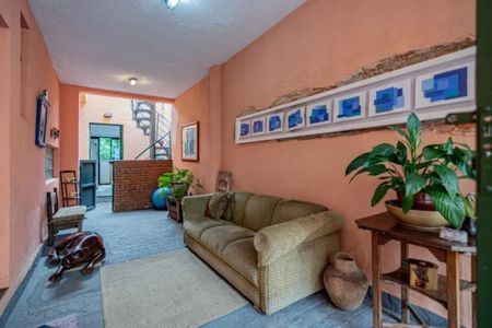 Casa à venda com 250m², 3 quartos e 3 vagas