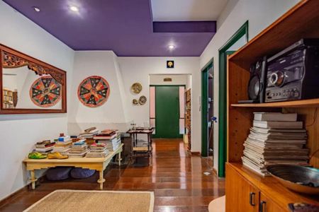 Casa à venda com 250m², 3 quartos e 3 vagas