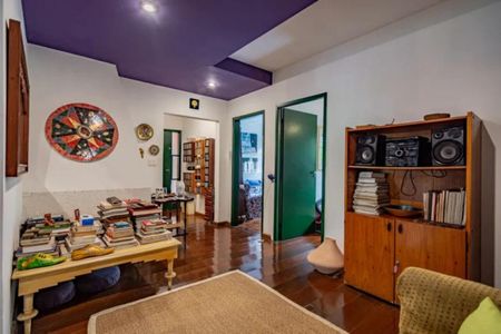 Casa à venda com 250m², 3 quartos e 3 vagas