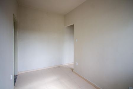 Sala de casa para alugar com 2 quartos, 50m² em Trindade, São Gonçalo