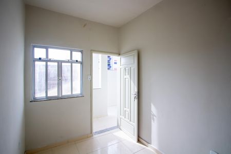 Sala de casa para alugar com 2 quartos, 50m² em Trindade, São Gonçalo