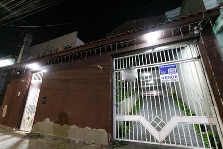 Casa de condomínio à venda com 70m², 2 quartos e 4 vagas Casa de condomínio à venda com 70m², 2 quartos e 4 vagasplaca ACBY-169