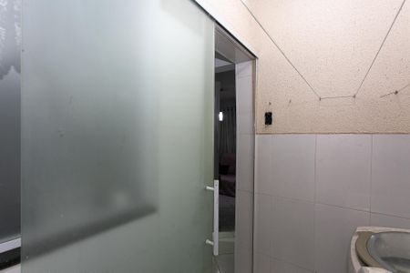 Casa de condomínio à venda com 70m², 2 quartos e 4 vagas Casa de condomínio à venda com 70m², 2 quartos e 4 vagasÁrea de Serviço