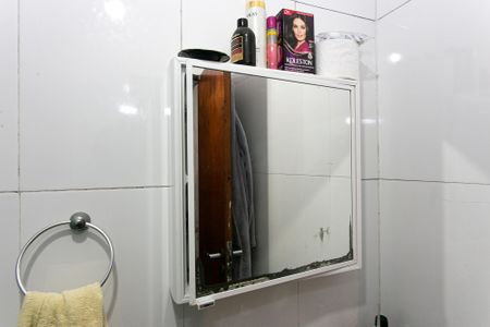 Casa de condomínio à venda com 70m², 2 quartos e 4 vagas Casa de condomínio à venda com 70m², 2 quartos e 4 vagasBanheiro da Suíte 1