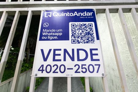 Casa de condomínio à venda com 70m², 2 quartos e 4 vagas Casa de condomínio à venda com 70m², 2 quartos e 4 vagasplaca ACBY-169