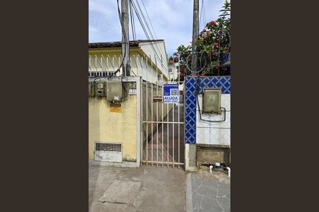 Casa para alugar com 70m², 2 quartos e sem vaga Casa para alugar com 70m², 2 quartos e sem vagaEntrada + placa