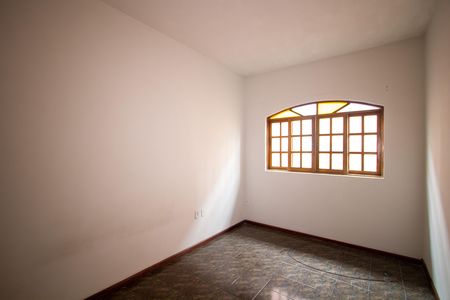 Quarto 1 de casa para alugar com 2 quartos, 70m² em Trindade, São Gonçalo