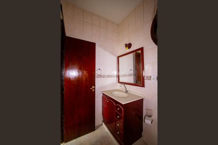 Casa para alugar com 70m², 2 quartos e sem vaga Casa para alugar com 70m², 2 quartos e sem vagaBanheiro