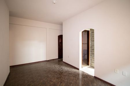 Sala de casa para alugar com 2 quartos, 70m² em Trindade, São Gonçalo