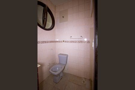 Casa para alugar com 70m², 2 quartos e sem vaga Casa para alugar com 70m², 2 quartos e sem vagaBanheiro
