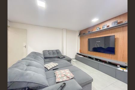 Sala (Casa 1) de casa à venda com 4 quartos, 200m² em Rochdale, Osasco