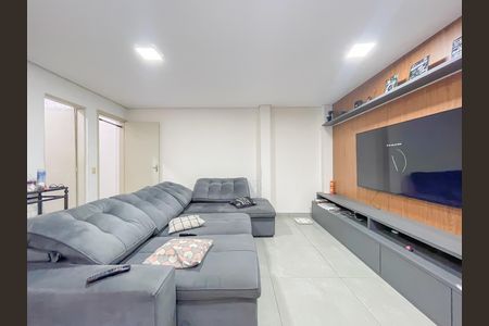 Sala (Casa 1) de casa à venda com 4 quartos, 200m² em Rochdale, Osasco