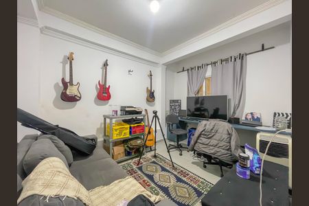 Casa à venda com 200m², 4 quartos e 3 vagas Casa à venda com 200m², 4 quartos e 3 vagasQuarto 2 (Casa 1)