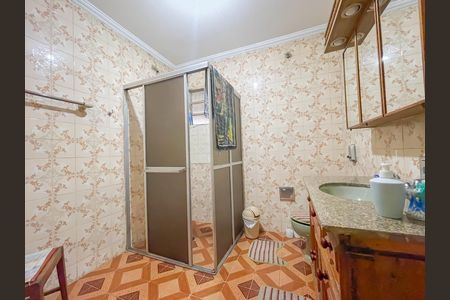 Casa à venda com 200m², 4 quartos e 3 vagas Casa à venda com 200m², 4 quartos e 3 vagasBanheiro (Casa 2)