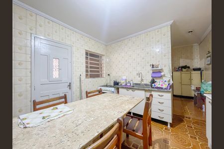 Casa à venda com 200m², 4 quartos e 3 vagas Casa à venda com 200m², 4 quartos e 3 vagasCozinha (Casa 2)