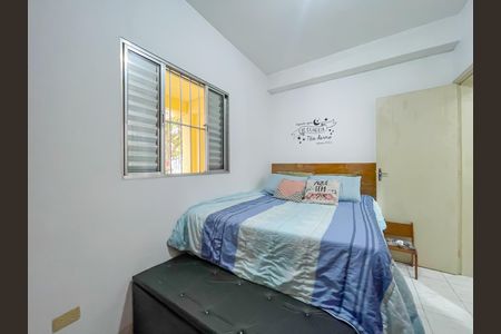 Suíte (Casa 1) de casa à venda com 4 quartos, 200m² em Rochdale, Osasco