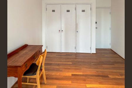 Apartamento para alugar com 220m², 3 quartos e sem vaga Apartamento para alugar com 220m², 3 quartos e sem vagaQuarto