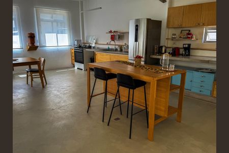 Apartamento para alugar com 220m², 3 quartos e sem vaga Apartamento para alugar com 220m², 3 quartos e sem vagaCozinha