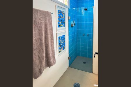 Apartamento para alugar com 220m², 3 quartos e sem vaga Apartamento para alugar com 220m², 3 quartos e sem vagaBanheiro
