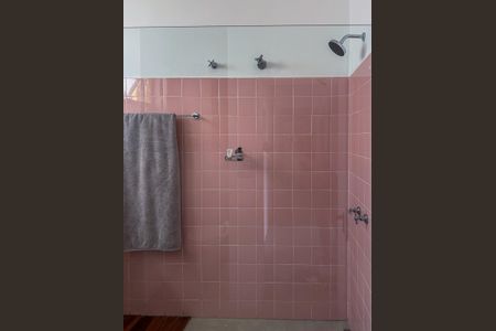 Apartamento para alugar com 220m², 3 quartos e sem vaga Apartamento para alugar com 220m², 3 quartos e sem vagaBanheiro