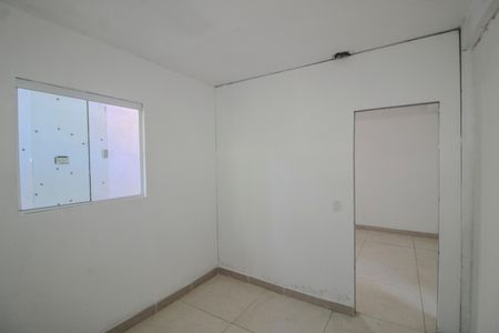 Casa para alugar com 53m², 2 quartos e 1 vaga Casa para alugar com 53m², 2 quartos e 1 vagaQuaarto