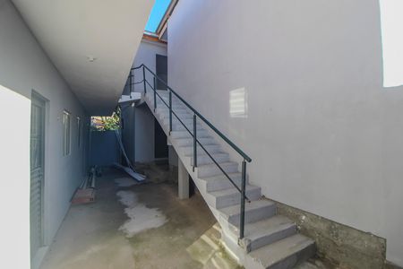 Casa para alugar com 53m², 2 quartos e 1 vagaÁrea comum