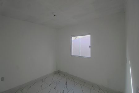 Casa para alugar com 53m², 2 quartos e 1 vaga Casa para alugar com 53m², 2 quartos e 1 vagaQuarto