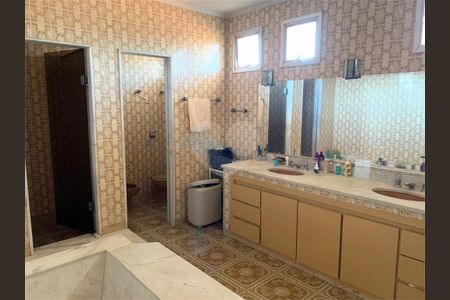 Casa à venda com 702m², 4 quartos e 8 vagas