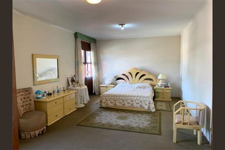 Casa à venda com 702m², 4 quartos e 8 vagas