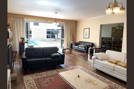 Casa à venda com 702m², 4 quartos e 8 vagas