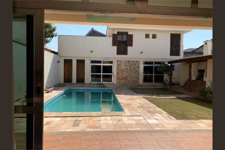 Casa à venda com 702m², 4 quartos e 8 vagas