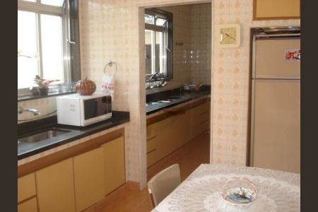 Casa à venda com 702m², 4 quartos e 8 vagas