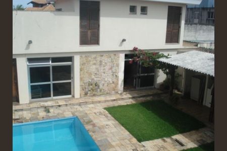 Casa à venda com 4 quartos, 702m² em Jardim Santa Helena, São Paulo