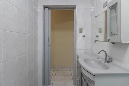 Casa para alugar com 144m², 3 quartos e 2 vagas Casa para alugar com 144m², 3 quartos e 2 vagasBanheiro