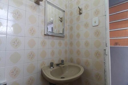 Casa para alugar com 144m², 3 quartos e 2 vagas Casa para alugar com 144m², 3 quartos e 2 vagasBanheiro 2