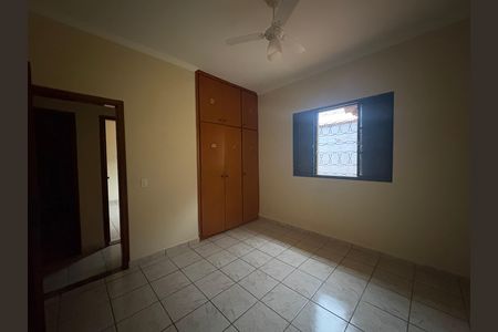 Quarto 2 de casa para alugar com 3 quartos, 259m² em Subsetor Norte - 1 (n-1), Ribeirão Preto