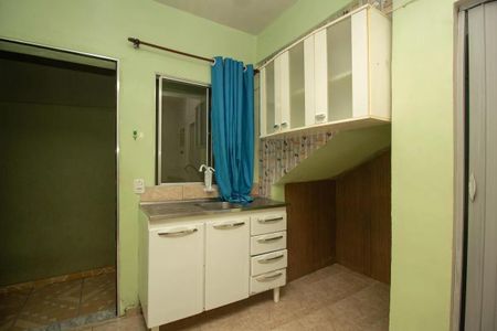 Casa à venda com 224m², 6 quartos e 2 vagasCasa 03 - Studio