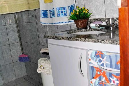 Casa à venda com 224m², 6 quartos e 2 vagasCasa 01 - Detalhe - Banheiro Social