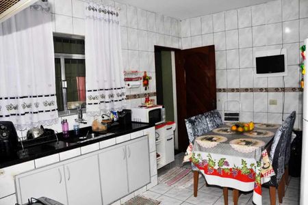 Casa à venda com 224m², 6 quartos e 2 vagasCasa 01 - Detalhe - Cozinha