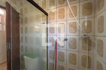 Casa à venda com 224m², 6 quartos e 2 vagasCasa 02 - Detalhe - Banheiro Social