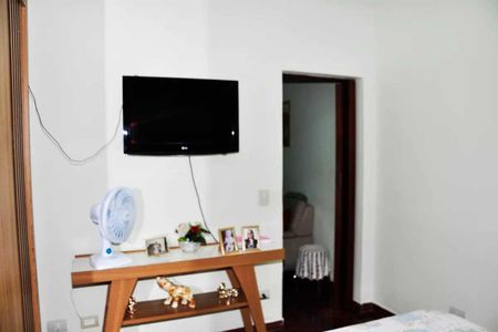 Casa à venda com 224m², 6 quartos e 2 vagasCasa 01 - Detalhe - Quarto 01
