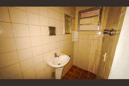 Casa para alugar com 60m², 1 quarto e sem vaga Casa para alugar com 60m², 1 quarto e sem vagaBanheiro