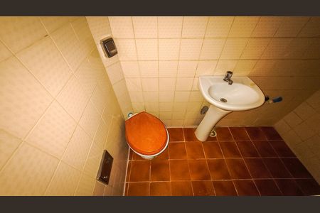 Casa para alugar com 60m², 1 quarto e sem vaga Casa para alugar com 60m², 1 quarto e sem vagaBanheiro