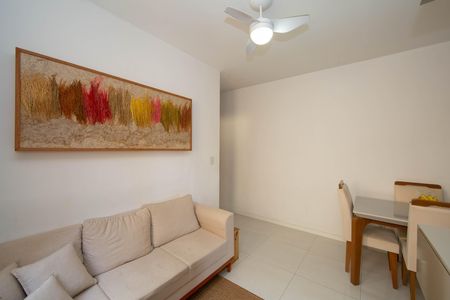 Sala de apartamento à venda com 3 quartos, 90m² em Alto dos Pinheiros, Belo Horizonte