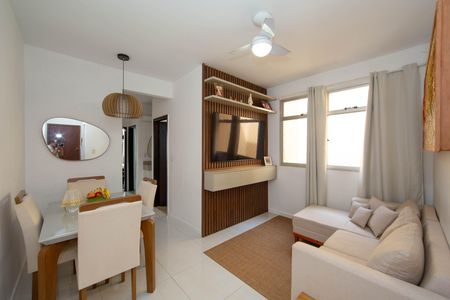 SALA de apartamento à venda com 3 quartos, 90m² em Alto dos Pinheiros, Belo Horizonte